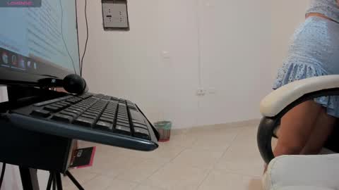 Gimena online show from September 2025 06:44:01 PM