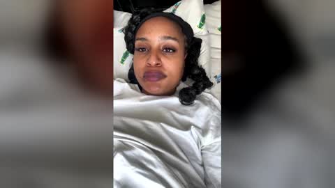 gina online show from April 2026 06:52:01 AM