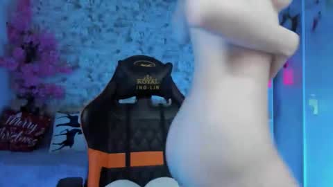 Gina online show from March 2026 01:22:02 AM