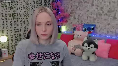 Snapshot of gina_lovelyy chatting on June 2026 03:12:01 AM Gina online show from June 2026 03:12:01 AM