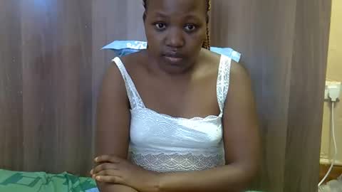 Adiliah online show from December 2025 07:50:02 AM