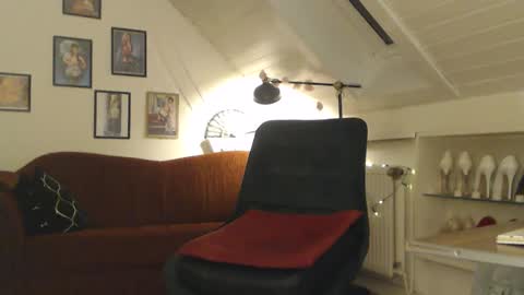 Gina online show from February 2025 02:12:01 AM