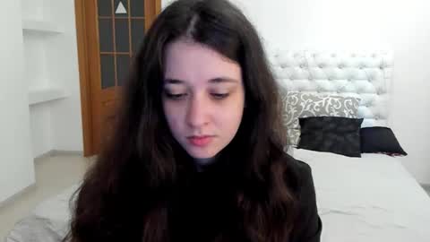 Snapshot of ginablum chatting on September 2025 09:32:01 AM Kate online show from September 2025 09:32:01 AM