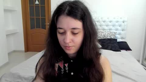 Snapshot of ginablum chatting on September 2025 09:00:02 AM Kate online show from September 2025 09:00:02 AM