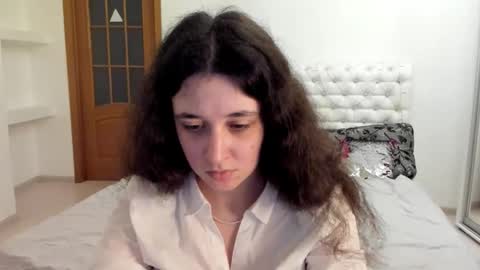 Snapshot of ginablum chatting on November 2025 09:22:01 AM Kate online show from November 2025 09:22:01 AM