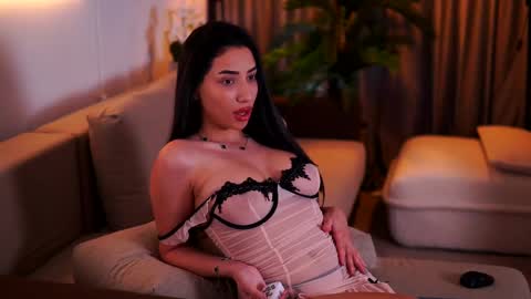 Snapshot of ginavalentinna chatting on February 2025 10:48:01 PM Gina online show from February 2025 10:48:01 PM