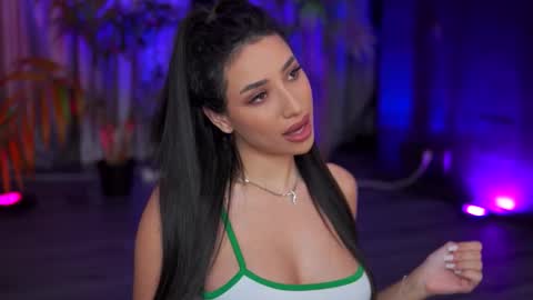 Snapshot of ginavalentinna chatting on October 2025 07:11:01 PM Gina online show from October 2025 07:11:01 PM