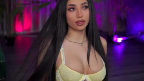 Snapshot of ginavalentinna chatting on October 2025 07:08:01 PM Gina online show from October 2025 07:08:01 PM