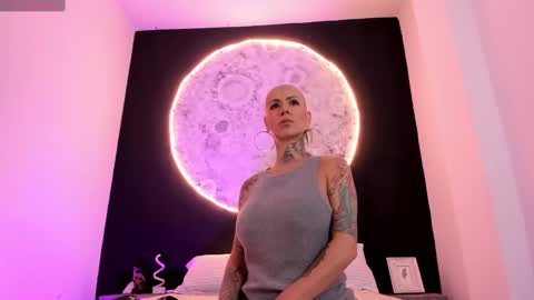 Ginebra online show from March 2025 02:23:02 PM