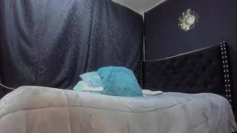 Miss online show from December 2024 07:21:01 PM