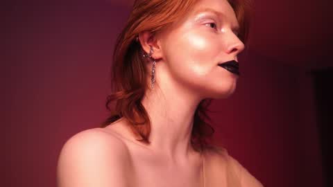        im expecting 350 thumbs up on my altar   online show from December 2024 10:13:02 PM