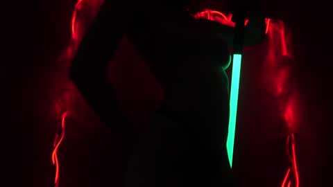        im expecting 350 thumbs up on my altar   online show from January 2025 04:08:01 AM