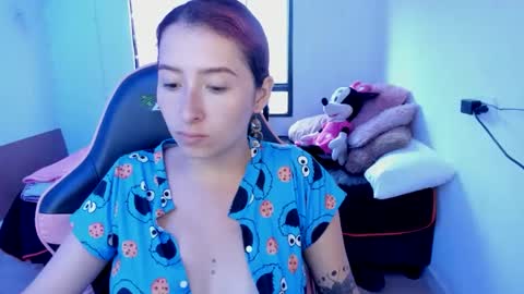 Ginger online show from February 2025 10:14:02 PM