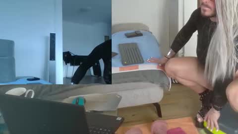 GingerPink online show from December 2025 01:09:02 PM