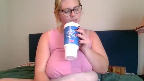 gingersnnapppp online show from May 2026 03:42:02 PM