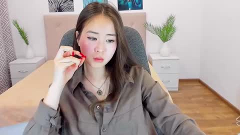 Snapshot of ginnycherry chatting on December 2024 04:34:01 PM Ginny online show from December 2024 04:34:01 PM