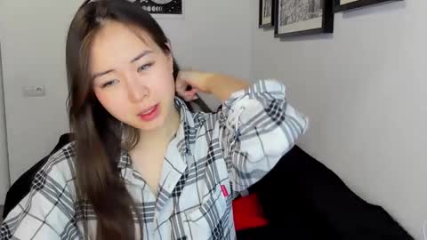 Snapshot of ginnycherry chatting on February 2025 11:54:01 AM Ginny online show from February 2025 11:54:01 AM