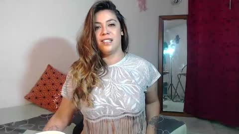 Snapshot of gio_gio44 chatting on December 2024 10:10:02 PM Giorgia online show from December 2024 10:10:02 PM