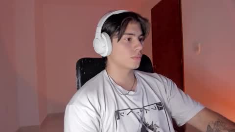 GioRusso online show from October 2025 06:25:01 AM