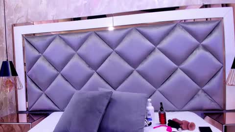 giorgia online show from December 2024 03:07:01 AM