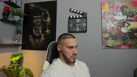 Snapshot of giorgio_leone2 chatting on January 2025 01:12:02 AM Giorgio leone online show from January 2025 01:12:02 AM