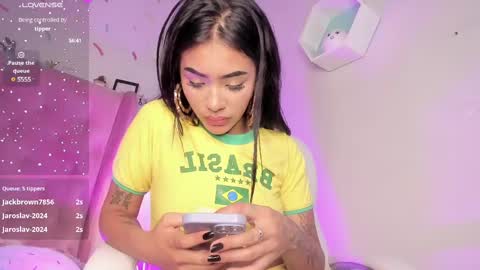 Giovanna  online show from February 2025 08:54:02 AM