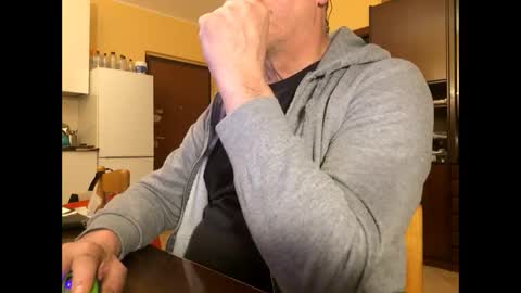 giovanni_1964 online show from December 2024 04:17:02 AM