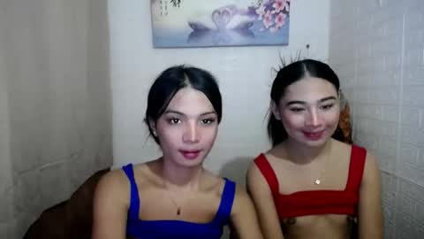 Snapshot of girl4u_aieshaxoxo chatting on September 2025 04:44:02 PM Aisha online show from September 2025 04:44:02 PM