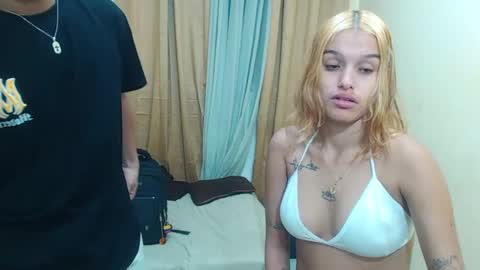Snapshot of girl_destroy chatting on September 2025 02:28:01 PM adara y feelipe very hot sexy couple online show from September 2025 02:28:01 PM