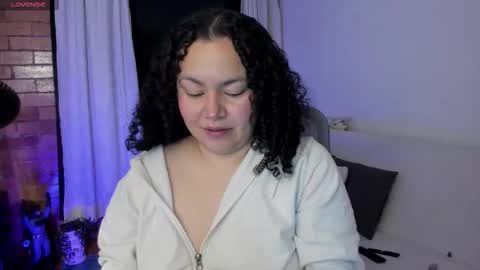 girl_inline online show from November 2025 11:36:02 PM