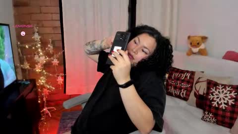 girl_inline online show from December 2025 01:44:02 AM