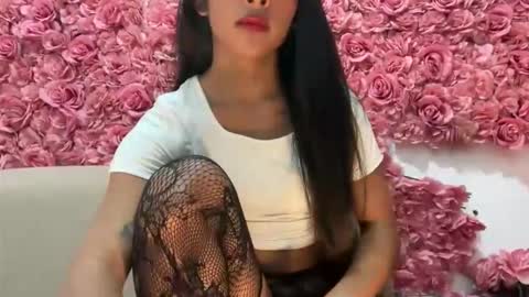 queen ronna online show from October 2025 09:34:01 PM