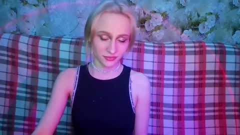 Seniya online show from March 2025 02:09:01 AM