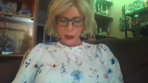 Girlinrock online show from January 2026 01:42:02 AM