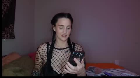Camille online show from December 2025 02:48:01 PM