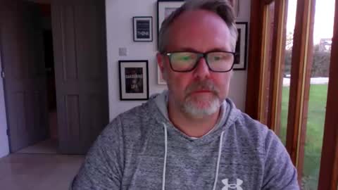 girlsandbikes online show from October 2025 04:08:02 PM