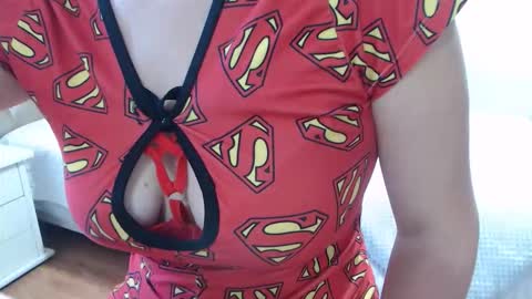 Victoria online show from December 2025 12:47:02 PM