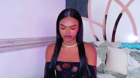 Snapshot of gisela_valencia chatting on June 2026 12:51:01 PM gisela_valencia online show from June 2026 12:51:01 PM