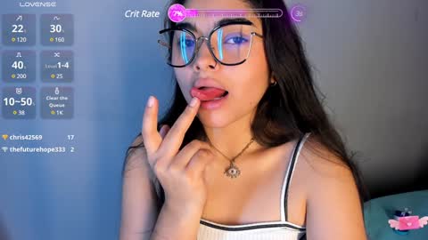Snapshot of giselamaru chatting on January 2025 03:01:02 PM online show from January 2025 03:01:02 PM