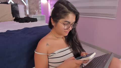 Snapshot of giselamaru chatting on February 2025 05:15:01 PM online show from February 2025 05:15:01 PM