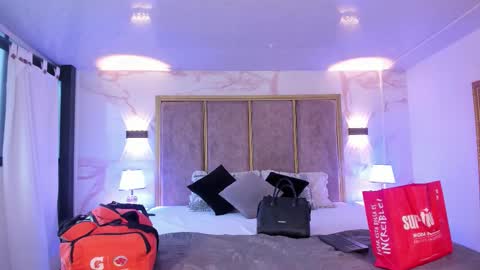     online show from October 2025 11:30:01 AM