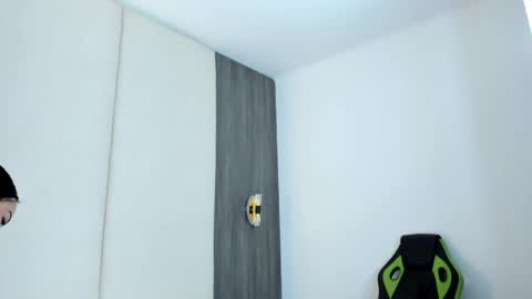 giselle_anelise online show from April 2026 08:43:01 AM