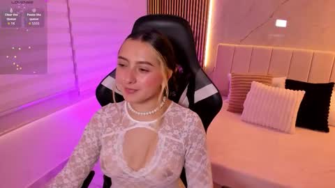 Snapshot of giselle_laurens_ chatting on February 2026 08:27:02 PM Giselle online show from February 2026 08:27:02 PM