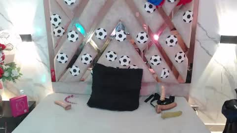 giselslut online show from July 2026 05:15:02 PM