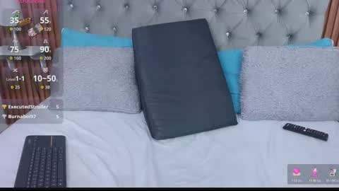 Snapshot of gissellsaenz chatting on November 2025 09:25:02 PM Gissell Saenz online show from November 2025 09:25:02 PM