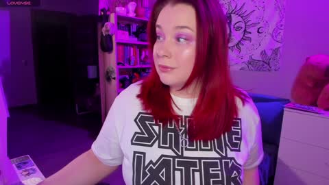 Snapshot of gitera_ chatting on January 2025 08:30:02 PM AlexaMillis online show from January 2025 08:30:02 PM