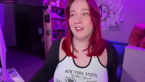 Snapshot of gitera_ chatting on January 2025 09:04:01 PM AlexaMillis online show from January 2025 09:04:01 PM