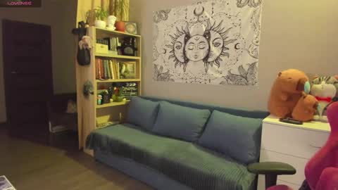 Snapshot of gitera_ chatting on February 2025 10:32:01 PM AlexaMillis online show from February 2025 10:32:01 PM