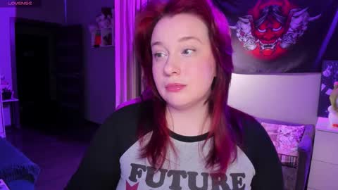 Snapshot of gitera_ chatting on September 2025 10:00:02 PM AlexaMillis online show from September 2025 10:00:02 PM