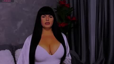 Giulia online show from July 2026 09:08:02 PM